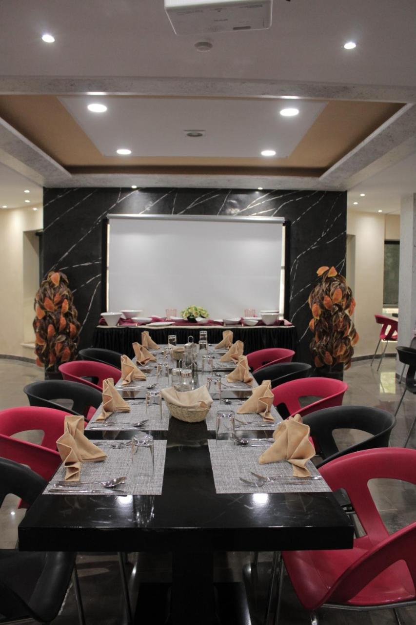Le Parisien Tunis Hotel Luaran gambar
