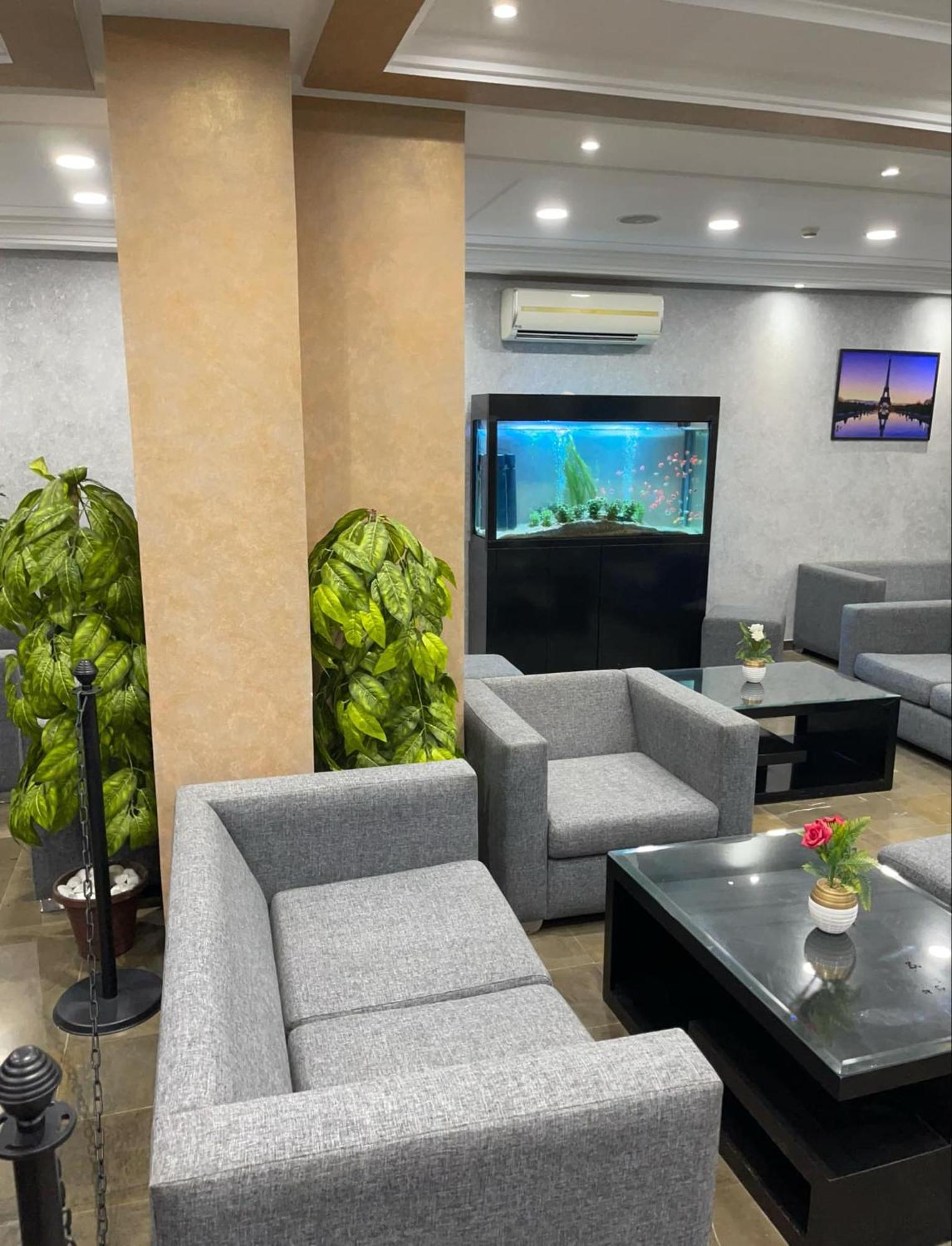 Le Parisien Tunis Hotel Luaran gambar